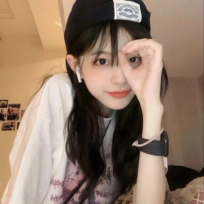 我还在梦中 海报